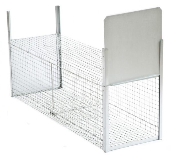 Two-entry coypu cage