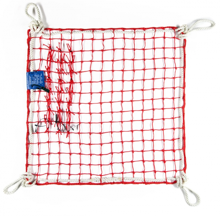 Fall safety netting for chairlift arrival, mesh 70mm