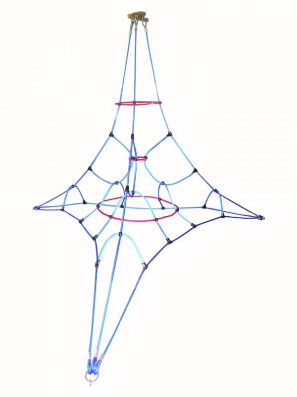 Pyramide triangulaire en corde «Hercule»