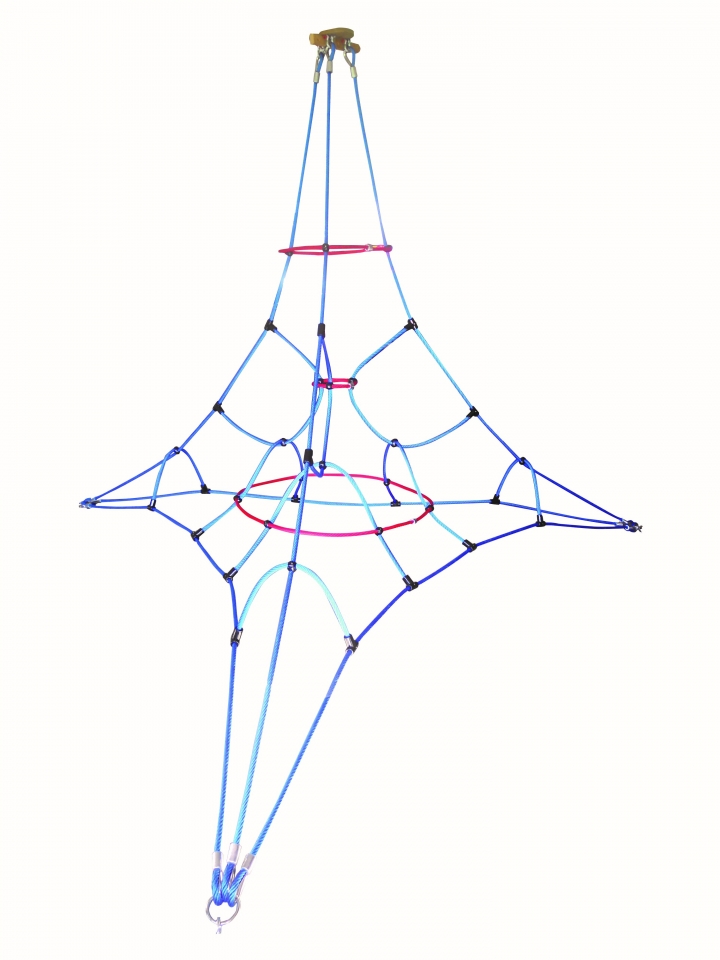Pyramide triangulaire en corde «Hercule»