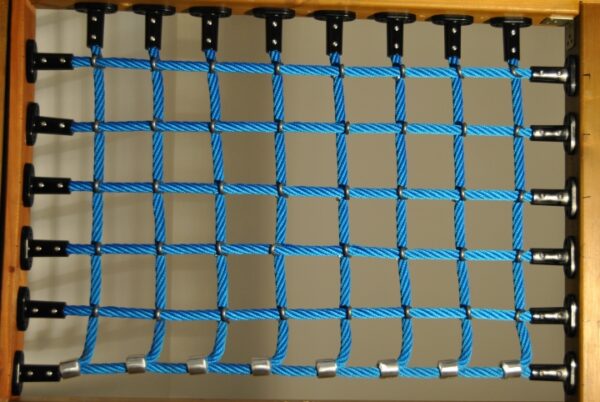 Climbing net made of "Hercules"-rope, mesh 250mm